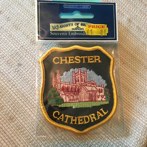 NWT "Chester Cathedral" Souvenir Embroidered Badge - Picture 1 of 4